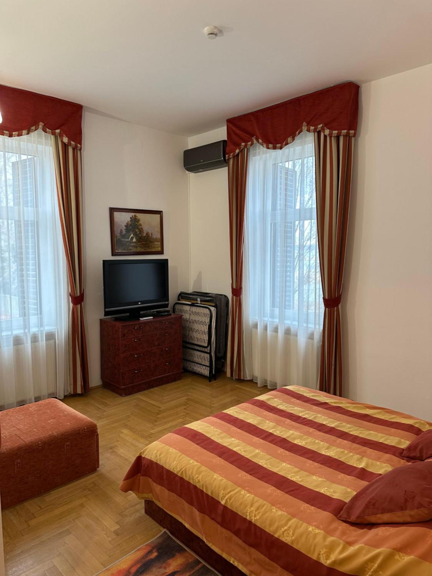 Party Villa Holiday Rent Balatonfoldvar Exterior photo
